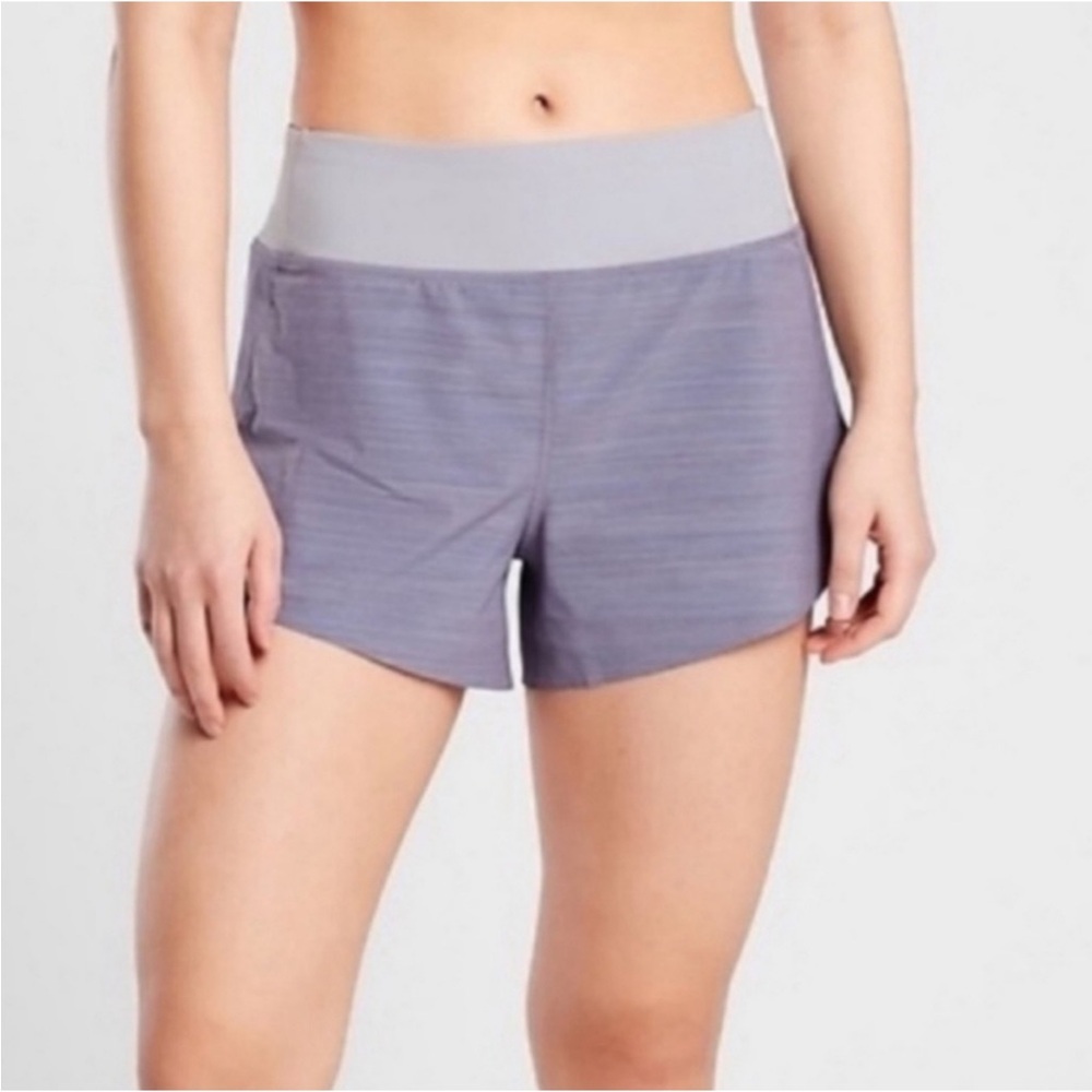 ATHLETA Run With It 3.5” Shorts Size Medium